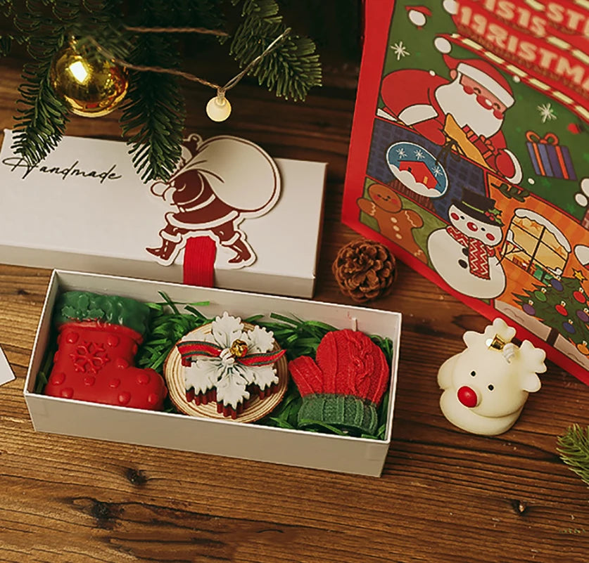 3Pcs/Pack Christmas Handmade Scented Candle Decor Cute Santa Snowman Elk Aromatherapy Candle