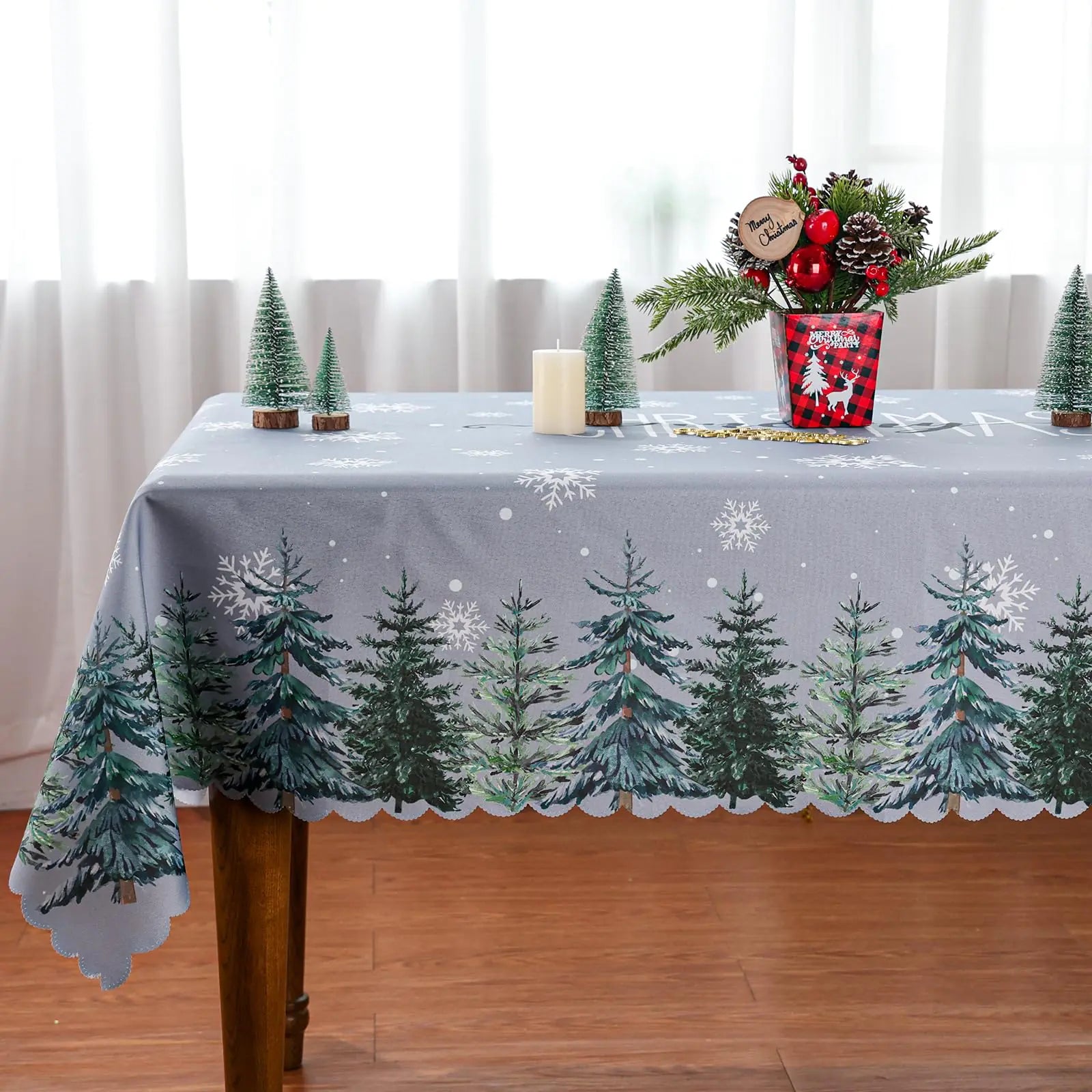 Christmas Tablecloth 60 x 84 Inch Christmas Decorations for Home Christmas Tree Decor Merry Christmas Table Cover Seasonal Winter Holiday Scallop Edge Table Cloth Party Table Decorations